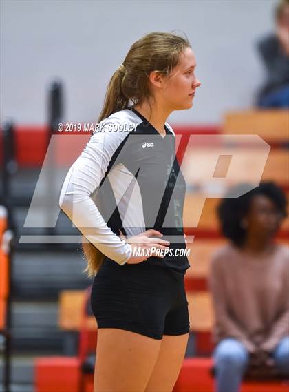 Thumbnail 3 in Frost vs. Rapoport Academy (UIL 2A Bi-District) photogallery.