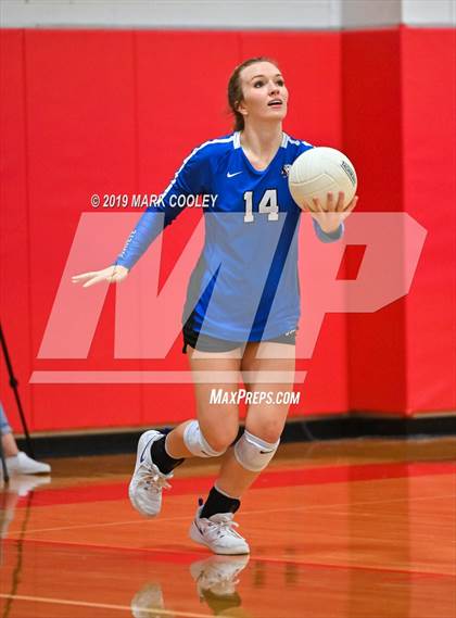 Thumbnail 3 in Frost vs. Rapoport Academy (UIL 2A Bi-District) photogallery.