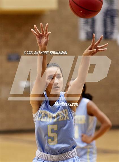 Thumbnail 1 in Center vs Franklin (Rosemont Tournament) photogallery.