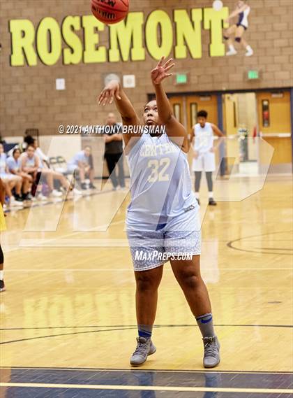 Thumbnail 1 in Center vs Franklin (Rosemont Tournament) photogallery.