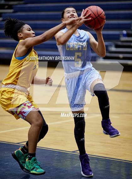 Thumbnail 2 in Center vs Franklin (Rosemont Tournament) photogallery.