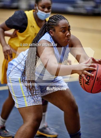 Thumbnail 1 in Center vs Franklin (Rosemont Tournament) photogallery.
