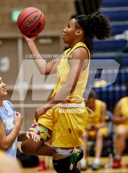 Thumbnail 2 in Center vs Franklin (Rosemont Tournament) photogallery.