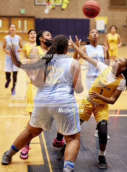 Thumbnail 3 in Center vs Franklin (Rosemont Tournament) photogallery.