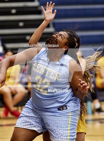 Thumbnail 3 in Center vs Franklin (Rosemont Tournament) photogallery.