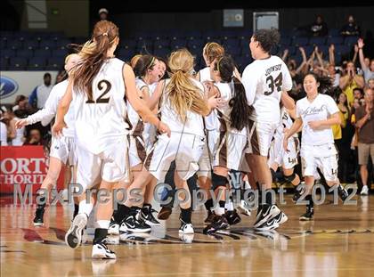 Thumbnail 2 in Alemany vs. Laguna Hills (CIF SS D3AA Final) photogallery.