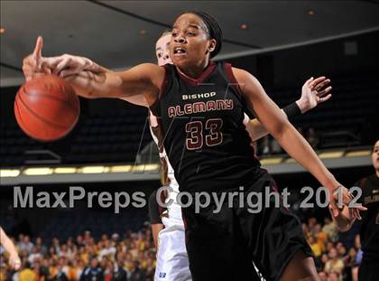Thumbnail 1 in Alemany vs. Laguna Hills (CIF SS D3AA Final) photogallery.