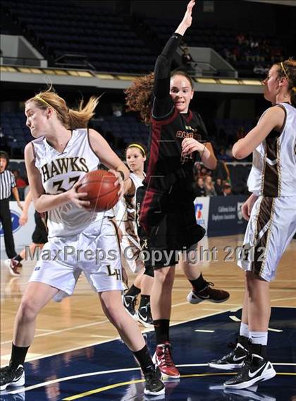 Thumbnail 3 in Alemany vs. Laguna Hills (CIF SS D3AA Final) photogallery.