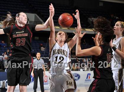 Thumbnail 3 in Alemany vs. Laguna Hills (CIF SS D3AA Final) photogallery.