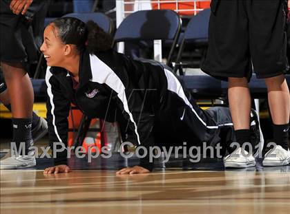 Thumbnail 2 in Alemany vs. Laguna Hills (CIF SS D3AA Final) photogallery.