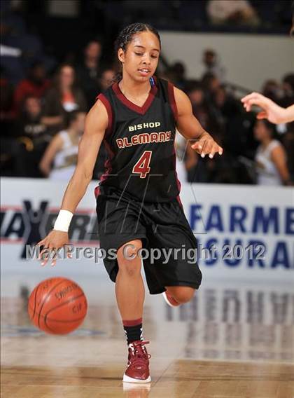Thumbnail 3 in Alemany vs. Laguna Hills (CIF SS D3AA Final) photogallery.