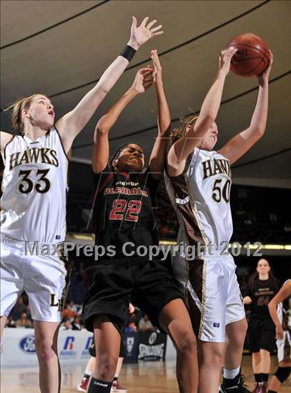 Thumbnail 2 in Alemany vs. Laguna Hills (CIF SS D3AA Final) photogallery.