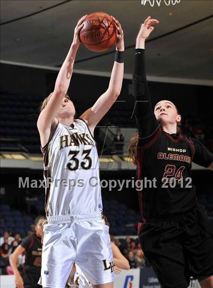 Thumbnail 1 in Alemany vs. Laguna Hills (CIF SS D3AA Final) photogallery.