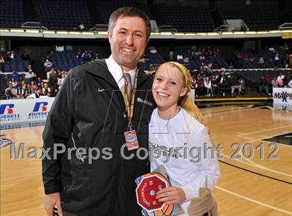 Thumbnail 3 in Alemany vs. Laguna Hills (CIF SS D3AA Final) photogallery.