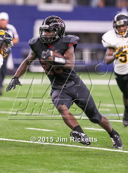 Thumbnail 2 in Rockwall-Heath vs. Garland (Southwest Showcase) photogallery.