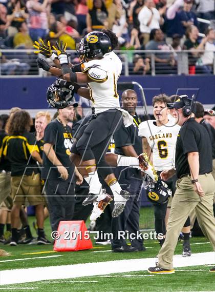 Thumbnail 2 in Rockwall-Heath vs. Garland (Southwest Showcase) photogallery.