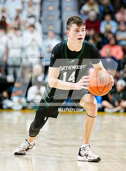 Thumbnail 1 in East Catholic vs. Northwest Catholic (CIAC Div I Final) photogallery.