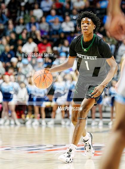 Thumbnail 2 in East Catholic vs. Northwest Catholic (CIAC Div I Final) photogallery.