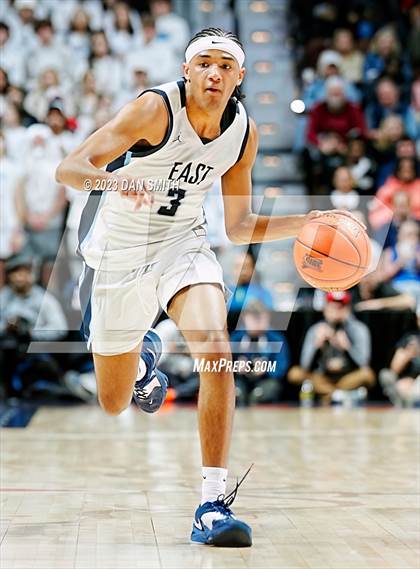 Thumbnail 1 in East Catholic vs. Northwest Catholic (CIAC Div I Final) photogallery.