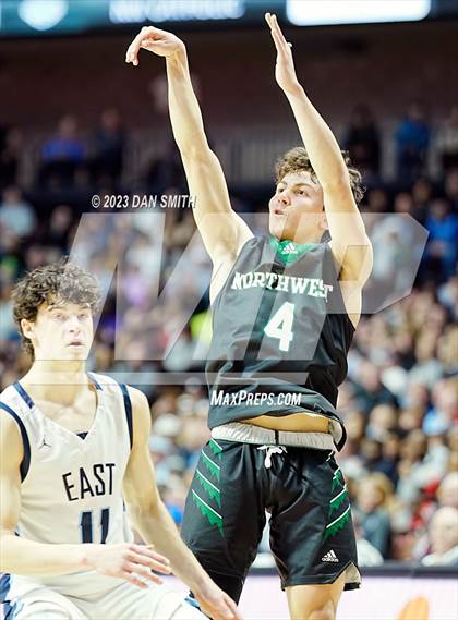 Thumbnail 1 in East Catholic vs. Northwest Catholic (CIAC Div I Final) photogallery.