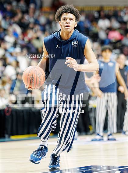 Thumbnail 1 in East Catholic vs. Northwest Catholic (CIAC Div I Final) photogallery.