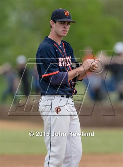 Thumbnail 1 in New Trier v. Oak Park-River Forest (IHSA 4A Sectional Final) photogallery.