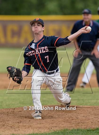 Thumbnail 1 in New Trier v. Oak Park-River Forest (IHSA 4A Sectional Final) photogallery.