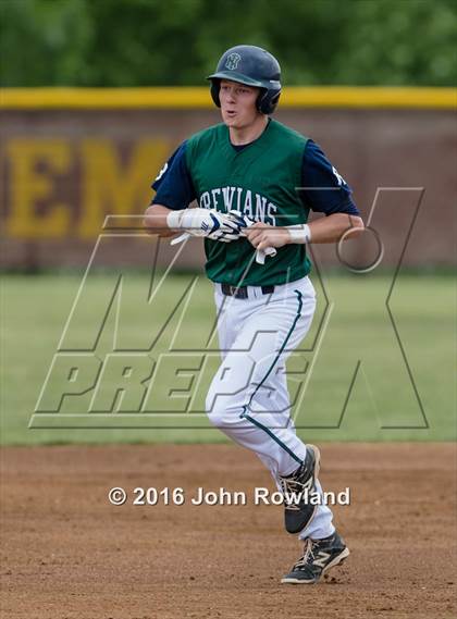Thumbnail 1 in New Trier v. Oak Park-River Forest (IHSA 4A Sectional Final) photogallery.