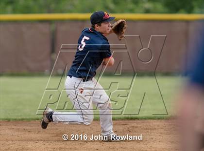 Thumbnail 1 in New Trier v. Oak Park-River Forest (IHSA 4A Sectional Final) photogallery.