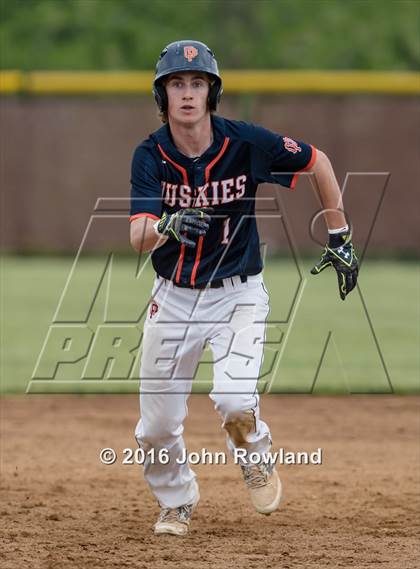 Thumbnail 2 in New Trier v. Oak Park-River Forest (IHSA 4A Sectional Final) photogallery.