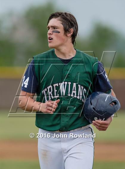 Thumbnail 2 in New Trier v. Oak Park-River Forest (IHSA 4A Sectional Final) photogallery.