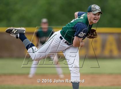 Thumbnail 2 in New Trier v. Oak Park-River Forest (IHSA 4A Sectional Final) photogallery.