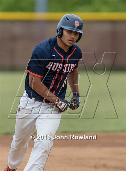 Thumbnail 2 in New Trier v. Oak Park-River Forest (IHSA 4A Sectional Final) photogallery.