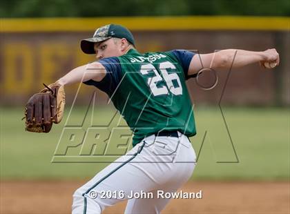Thumbnail 1 in New Trier v. Oak Park-River Forest (IHSA 4A Sectional Final) photogallery.