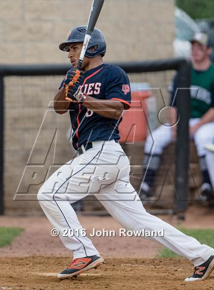 Thumbnail 3 in New Trier v. Oak Park-River Forest (IHSA 4A Sectional Final) photogallery.