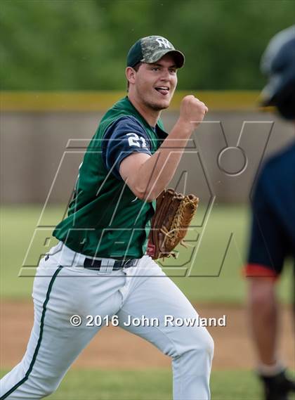 Thumbnail 2 in New Trier v. Oak Park-River Forest (IHSA 4A Sectional Final) photogallery.