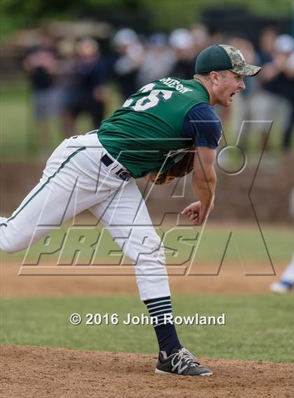 Thumbnail 2 in New Trier v. Oak Park-River Forest (IHSA 4A Sectional Final) photogallery.