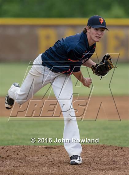 Thumbnail 2 in New Trier v. Oak Park-River Forest (IHSA 4A Sectional Final) photogallery.