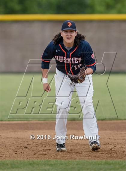 Thumbnail 3 in New Trier v. Oak Park-River Forest (IHSA 4A Sectional Final) photogallery.
