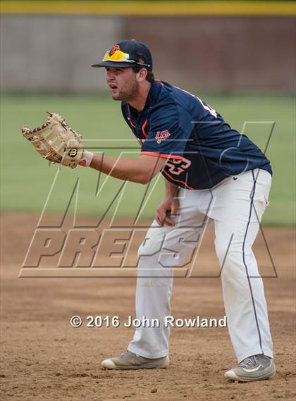 Thumbnail 1 in New Trier v. Oak Park-River Forest (IHSA 4A Sectional Final) photogallery.