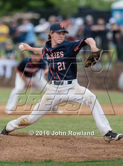Thumbnail 2 in New Trier v. Oak Park-River Forest (IHSA 4A Sectional Final) photogallery.