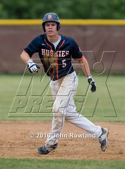 Thumbnail 3 in New Trier v. Oak Park-River Forest (IHSA 4A Sectional Final) photogallery.