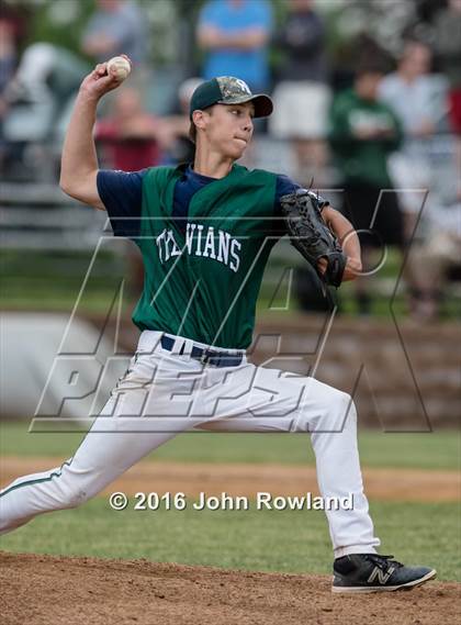 Thumbnail 1 in New Trier v. Oak Park-River Forest (IHSA 4A Sectional Final) photogallery.