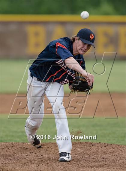 Thumbnail 1 in New Trier v. Oak Park-River Forest (IHSA 4A Sectional Final) photogallery.