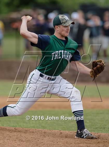 Thumbnail 3 in New Trier v. Oak Park-River Forest (IHSA 4A Sectional Final) photogallery.