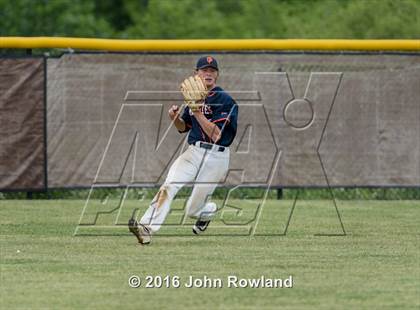 Thumbnail 2 in New Trier v. Oak Park-River Forest (IHSA 4A Sectional Final) photogallery.