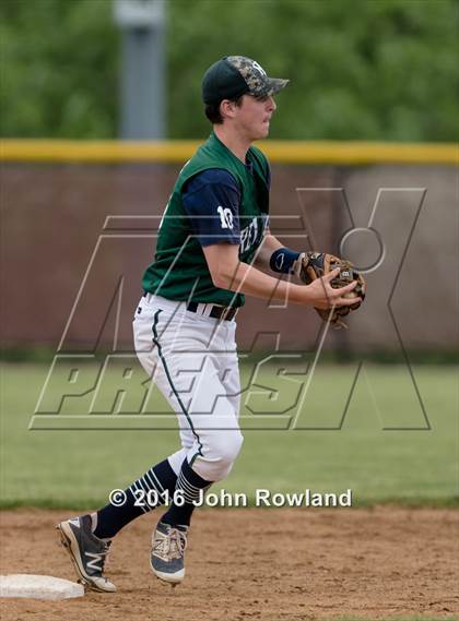 Thumbnail 2 in New Trier v. Oak Park-River Forest (IHSA 4A Sectional Final) photogallery.