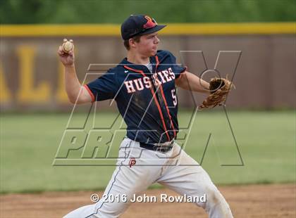 Thumbnail 1 in New Trier v. Oak Park-River Forest (IHSA 4A Sectional Final) photogallery.