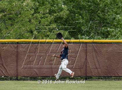 Thumbnail 3 in New Trier v. Oak Park-River Forest (IHSA 4A Sectional Final) photogallery.