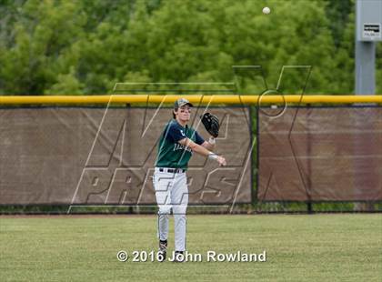 Thumbnail 2 in New Trier v. Oak Park-River Forest (IHSA 4A Sectional Final) photogallery.